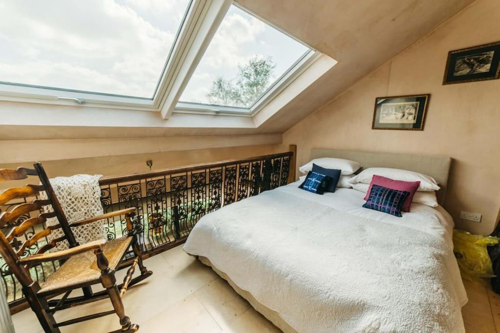Romantic Country Annex With Views - 10 Min To Bath Cold Ashton Exterior photo