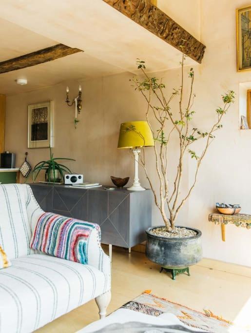 Romantic Country Annex With Views - 10 Min To Bath Cold Ashton Exterior photo